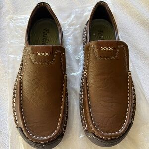 Men’s slip on loafers